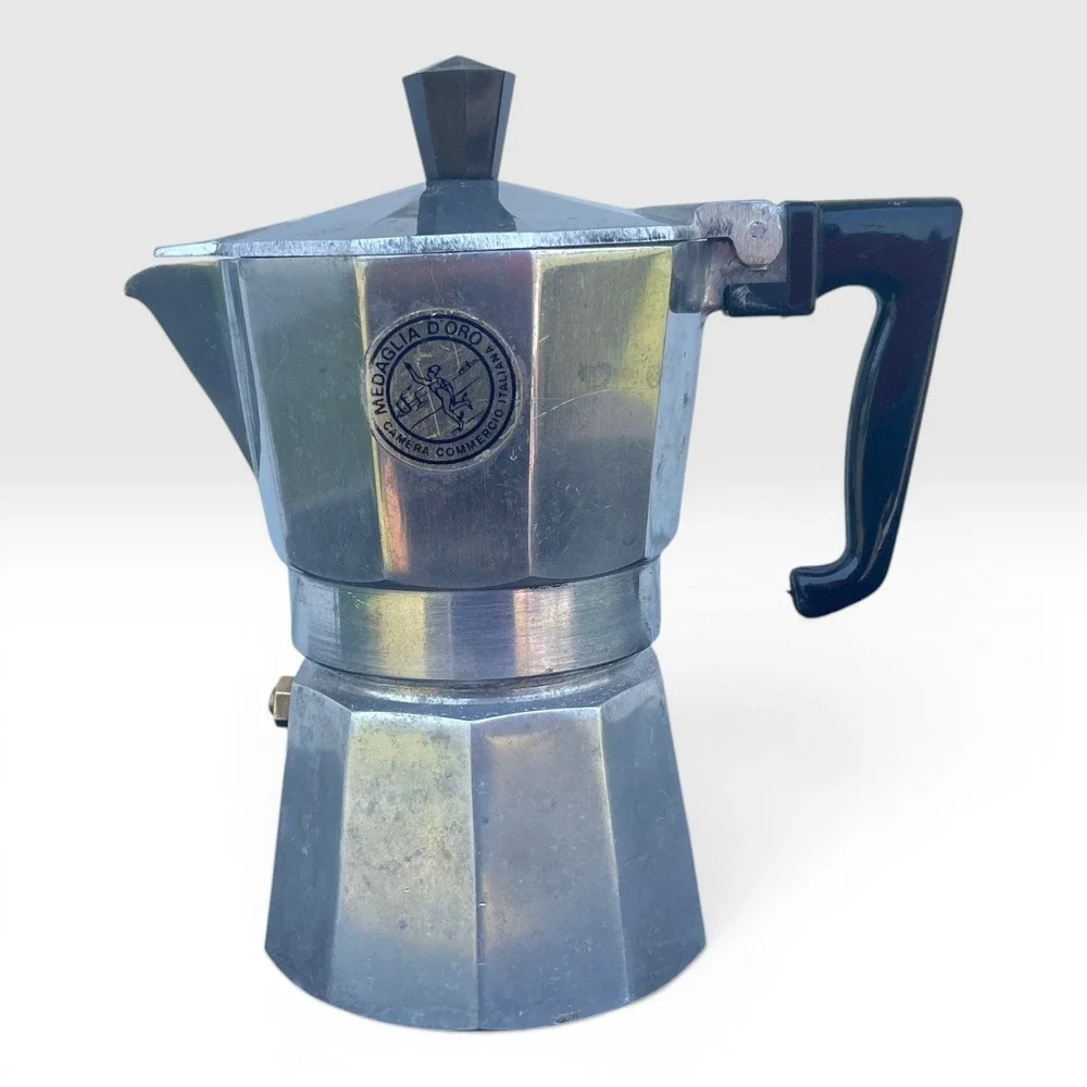 Medaglia d'Oro Vintage Italian Aluminum Stovetop Espresso Moka Pot Silver Small